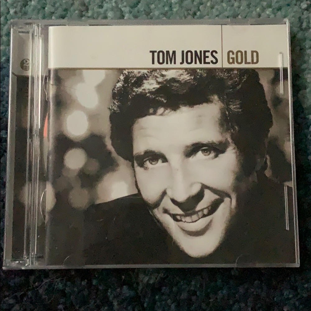 Tom Jones CD
